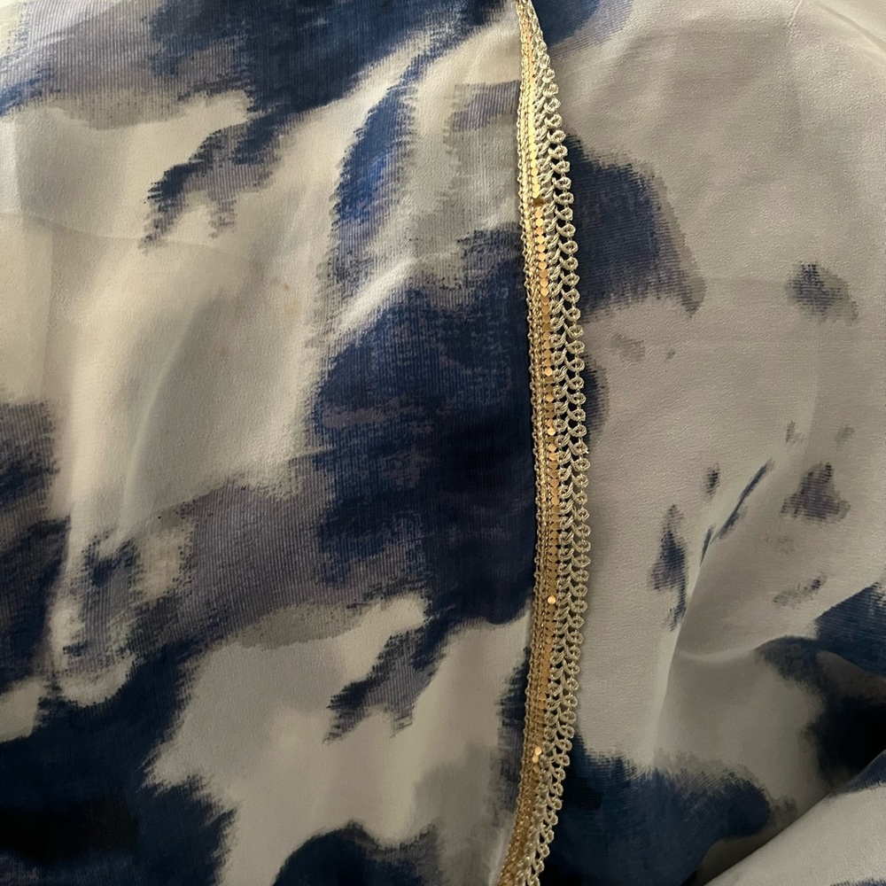 Blue and White Long Kimono - Picture 3 of 3